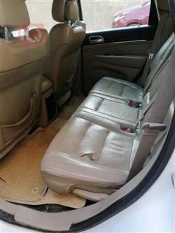 جیپ گراند شیرۆکی